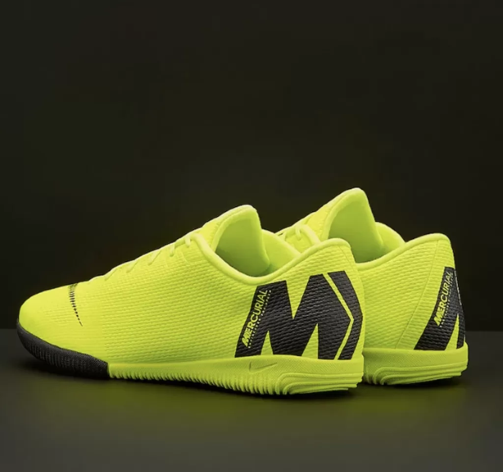 Футзалки Nike Mercurial Vapor XII Academy Indoor